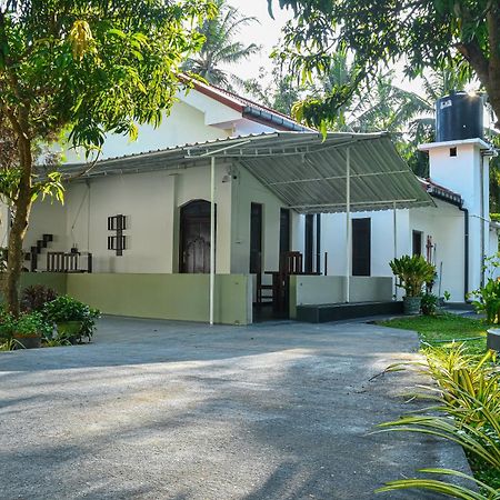 Coconut Villa Аругам-Бей Екстер'єр фото
